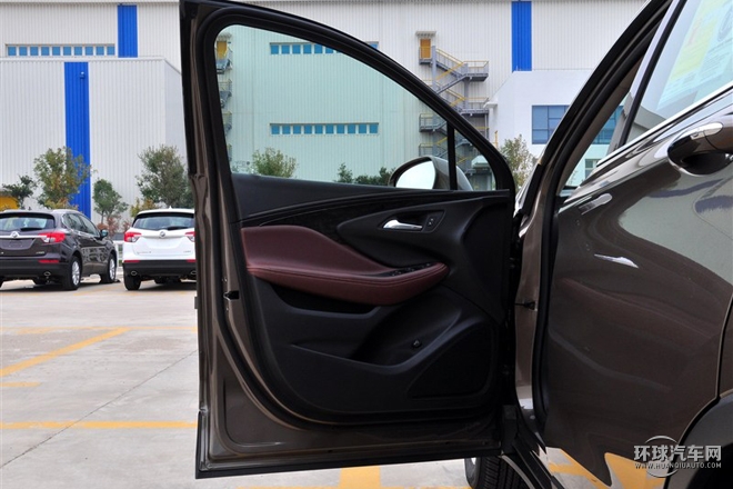 2016款 28T 四驅精英型