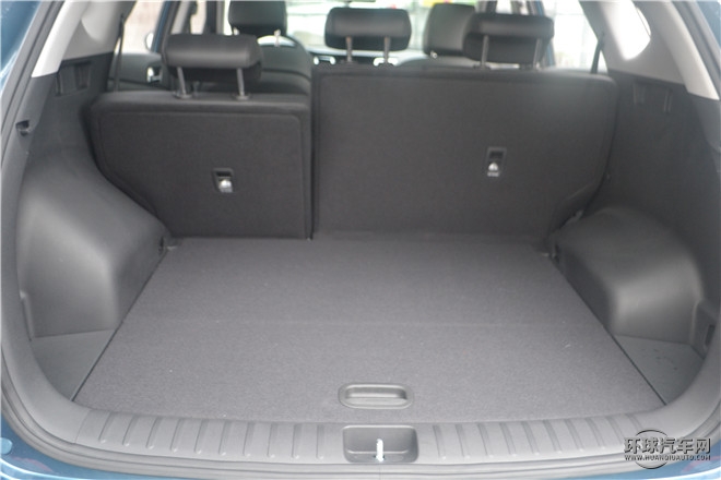 2015款 1.6T 雙離合四驅尊貴型