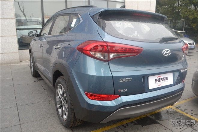 2015款 2.0L 手動兩驅舒適型