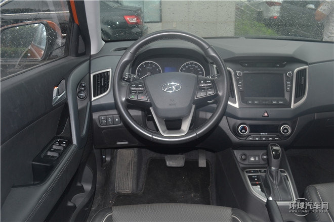 2015款 2.0L 自動四驅領先型GLX