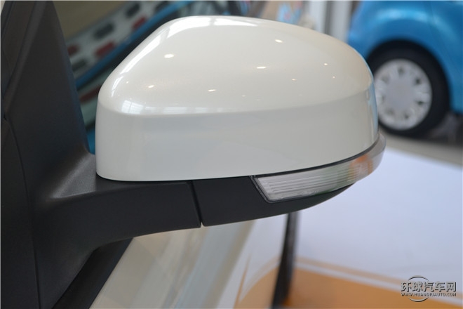 2015款 三廂 1.6L 手動舒適型