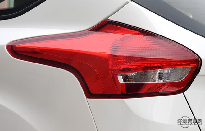 2015款 三廂 1.6L 手動舒適型