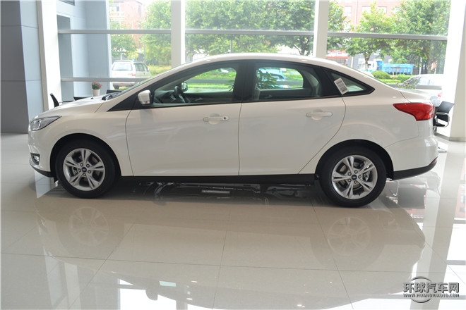 2015款 兩廂 1.6L 手動舒適型