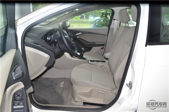 2015款 兩廂 1.6L 手動舒適型