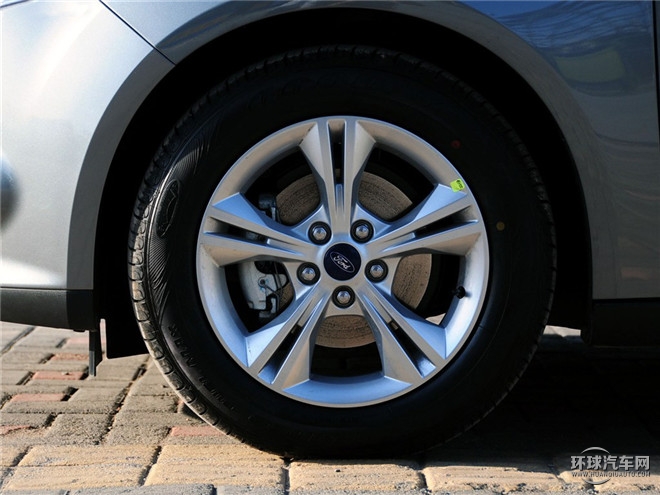 2015款 兩廂 1.6L 手動舒適型