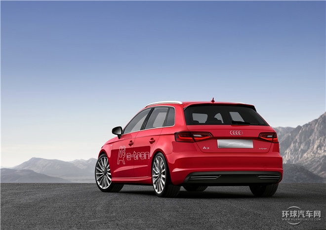 2015款 Sportback e-tron 運(yùn)動(dòng)型