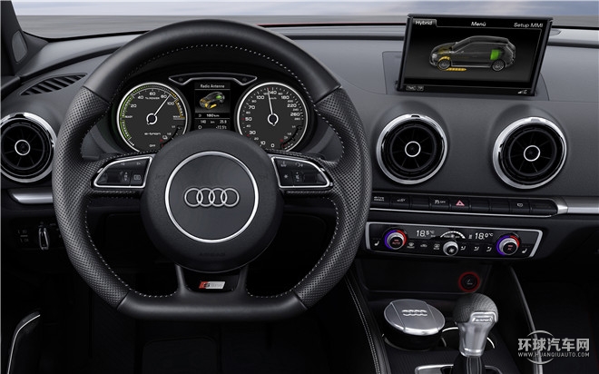 2015款 Sportback e-tron 運(yùn)動(dòng)型