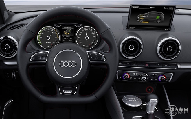 2015款 Sportback e-tron 運(yùn)動(dòng)型