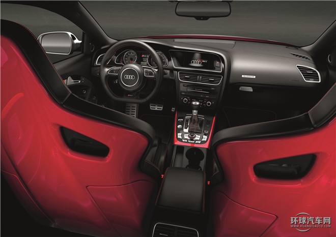 2014款 RS 5 Coupe 特別版