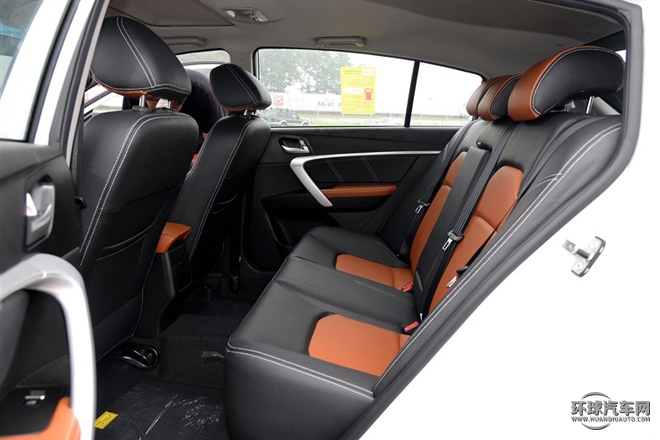 2015款 兩廂RS 1.3T CVT向上版