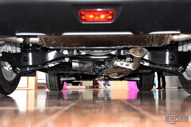 2015款 2.5L XL 兩驅(qū)智尚版