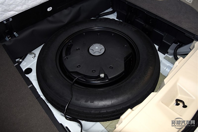 2015款 2.5L XV RES Plus 兩驅豪雅版