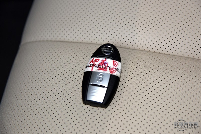 2015款 2.5L XV RES Plus 兩驅豪雅版