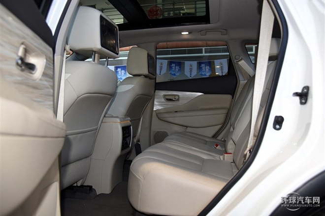 2015款 2.5L XV RES Plus 兩驅豪雅版