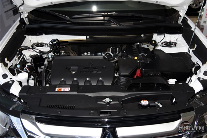 2016款 2.4L 四驅精英版 5座