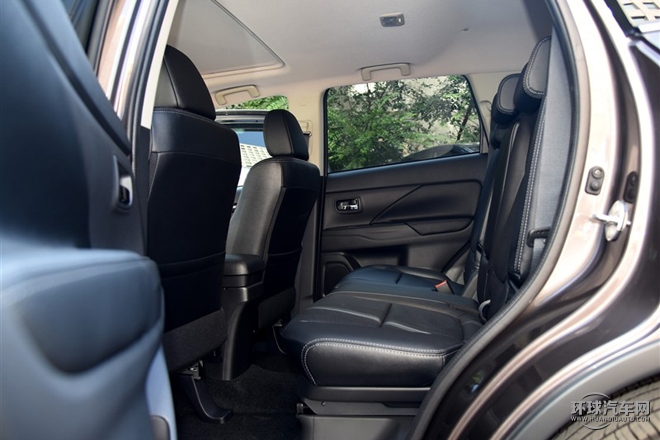 2016款 2.4L 四驅旗艦GT版 7座