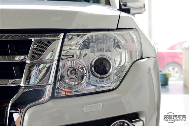 2016款 3.0L 自動尊貴版 國V