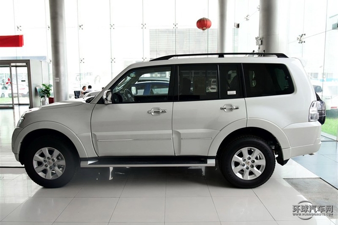 2016款 3.0L 自動尊貴版 國V