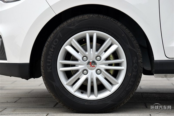 2015款 1.5L S1 豪華型