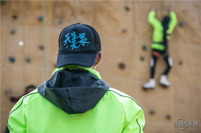 夢想，天生無畏 梅賽德斯-奔馳東區(qū)GLA SUV無畏勇者之旅逐夢啟程