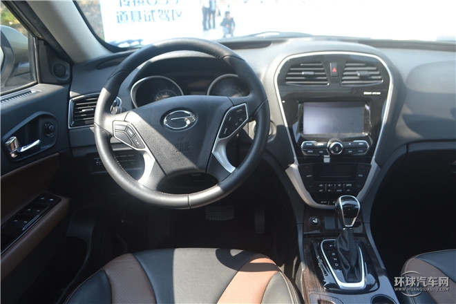 2014款 1.8T 自動兩驅超享版