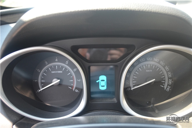 2014款 1.8T 自動兩驅(qū)超享版