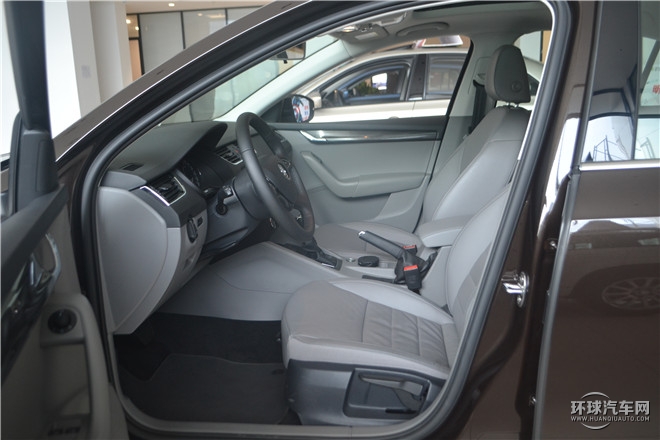 2016款 1.6L 自動創(chuàng)行版