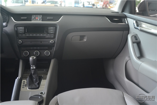 2016款 1.6L 自動前行版