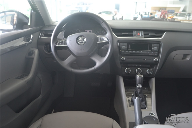 2016款 1.6L 自動(dòng)智行版