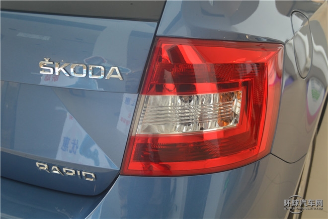 2016款 1.6L 自動創行版