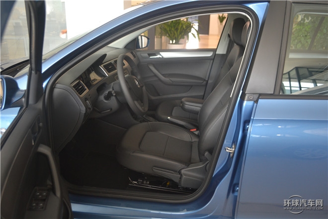 2016款 1.6L 自動前行版