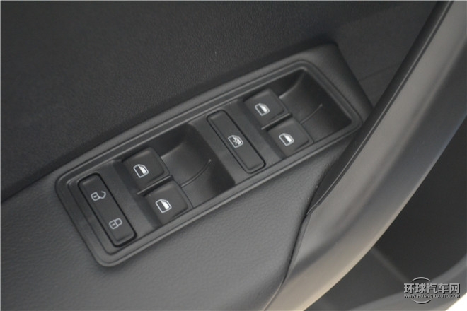 2016款 1.6L 自動前行版