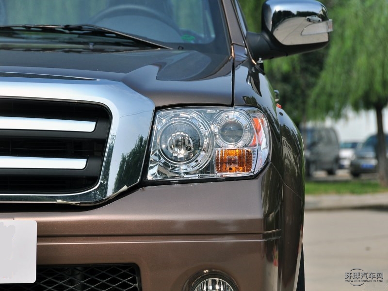 威虎TUV 2015款 2.5T柴油四驅(qū)豪華型