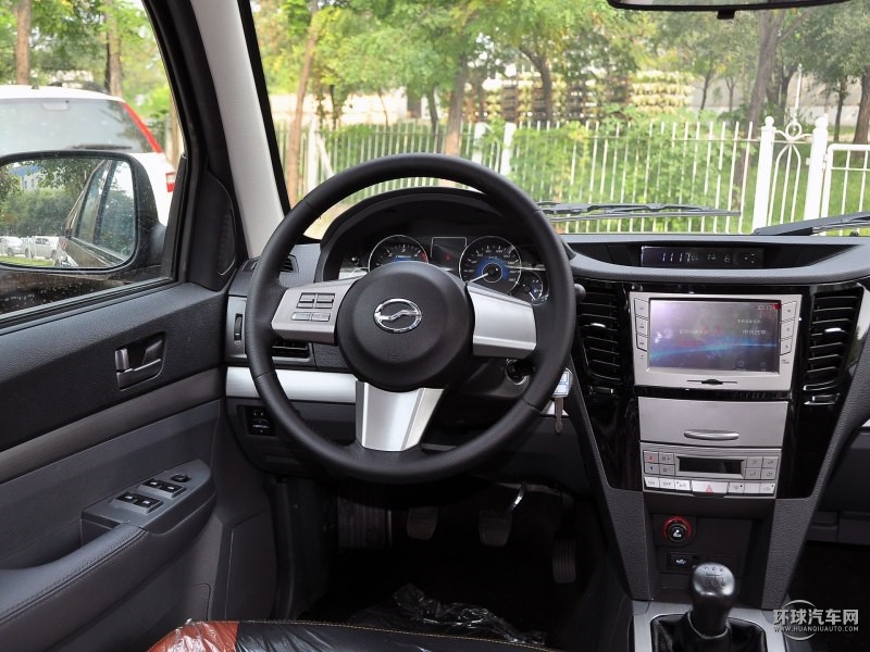 威虎TUV 2015款 2.5T柴油四驅(qū)豪華型