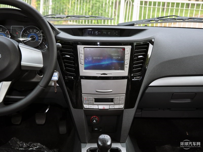 威虎TUV 2015款 2.5T柴油四驅(qū)豪華型