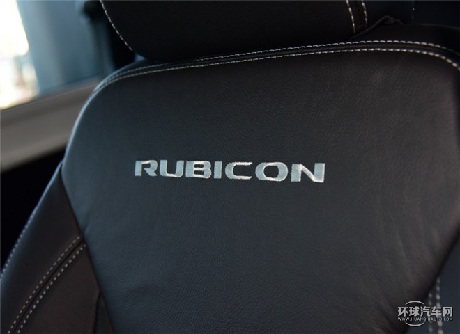 2015款 3.0L 四門舒享版 Sahara