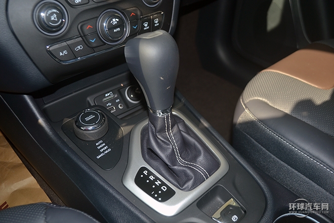 2016款 2.4L 全能版