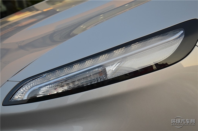 2016款 2.4L 專業版+智能包