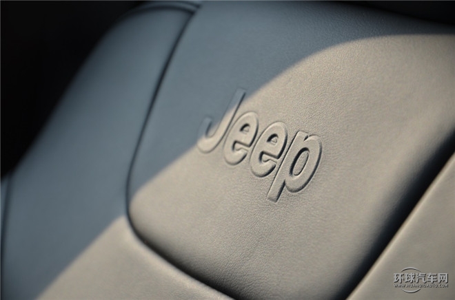 2016款 2.4L 專業版+智能包