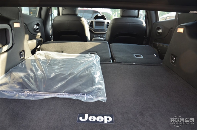 2016款 2.4L 專業版+智能包