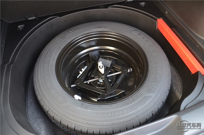 2016款 2.4L 專業(yè)版+智能包