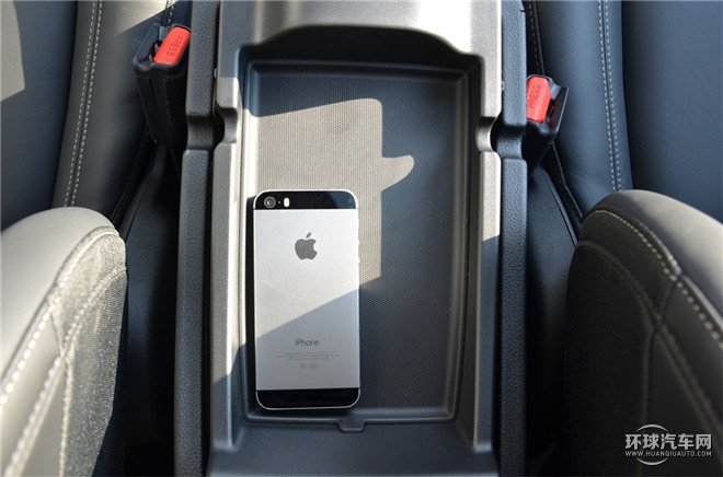 2016款 2.4L 專業(yè)版+智能包