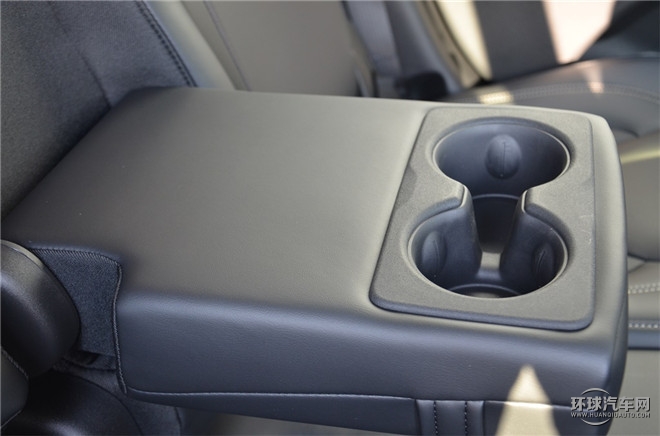 2016款 2.4L 專業版+智能包