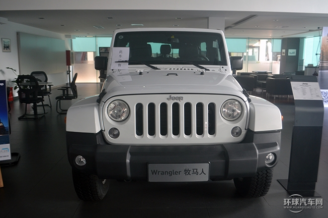 2015款 2.8TD 四門舒享版 Sahara