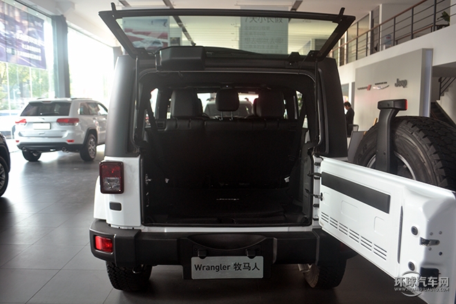 2015款 3.6L 四門舒享版 Rubicon