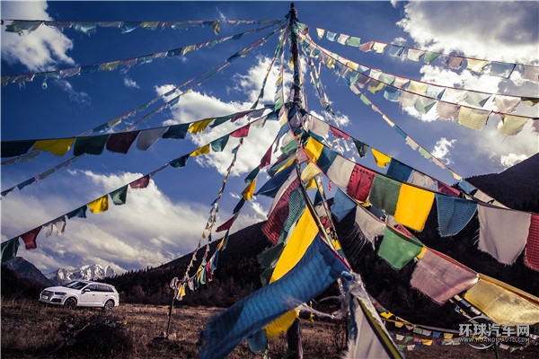 全新奧迪Q7“偉大，不止”臥龍至丹巴試駕