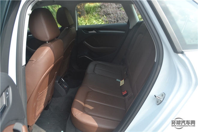 2015款 Limousine 40 TFSI 自動(dòng)舒適型