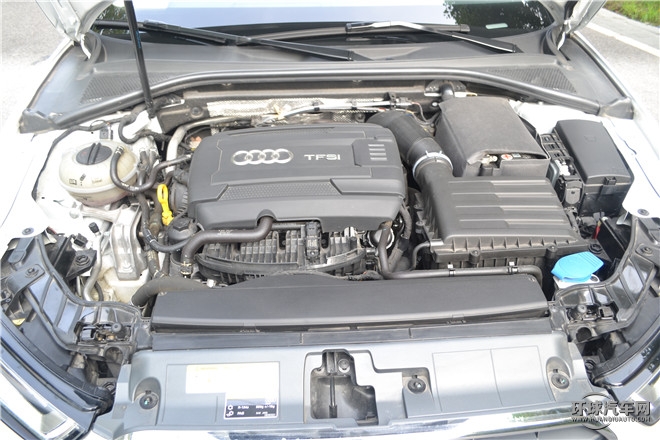 2015款 Limousine 40 TFSI 自動(dòng)舒適型