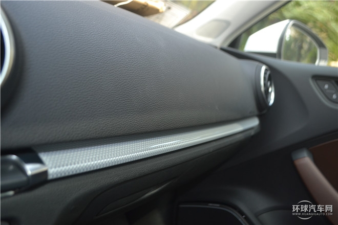 2015款 Sportback 40 TFSI 自動豪華型