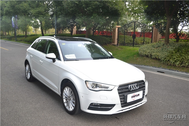 2015款 Limousine 40 TFSI 自動舒適型